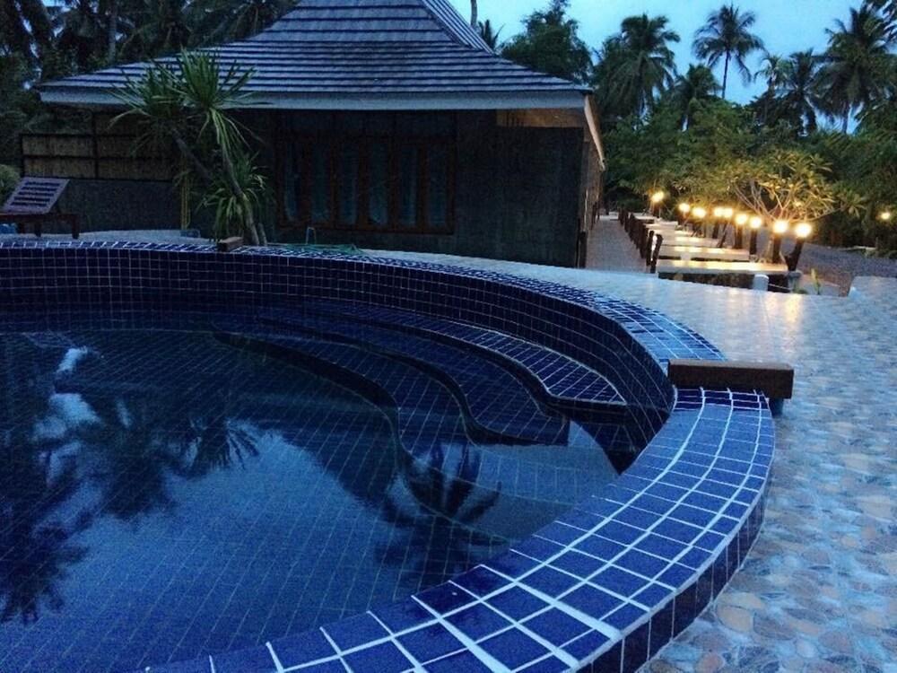 Ruean Thai Nai Bang By Pansak Resort Surat Thani Eksteriør bilde